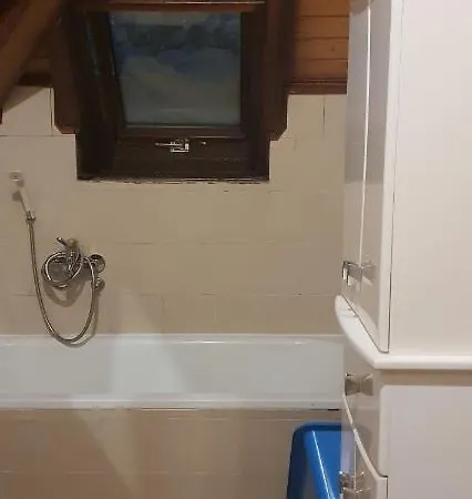 Kraljevi Konaci Olja