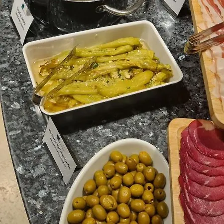 Kraljevi Konaci Olja