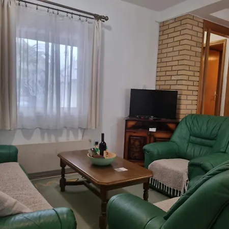 Kraljevi Konaci Olja Apartment