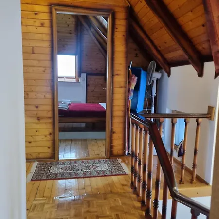 Kraljevi Konaci Olja